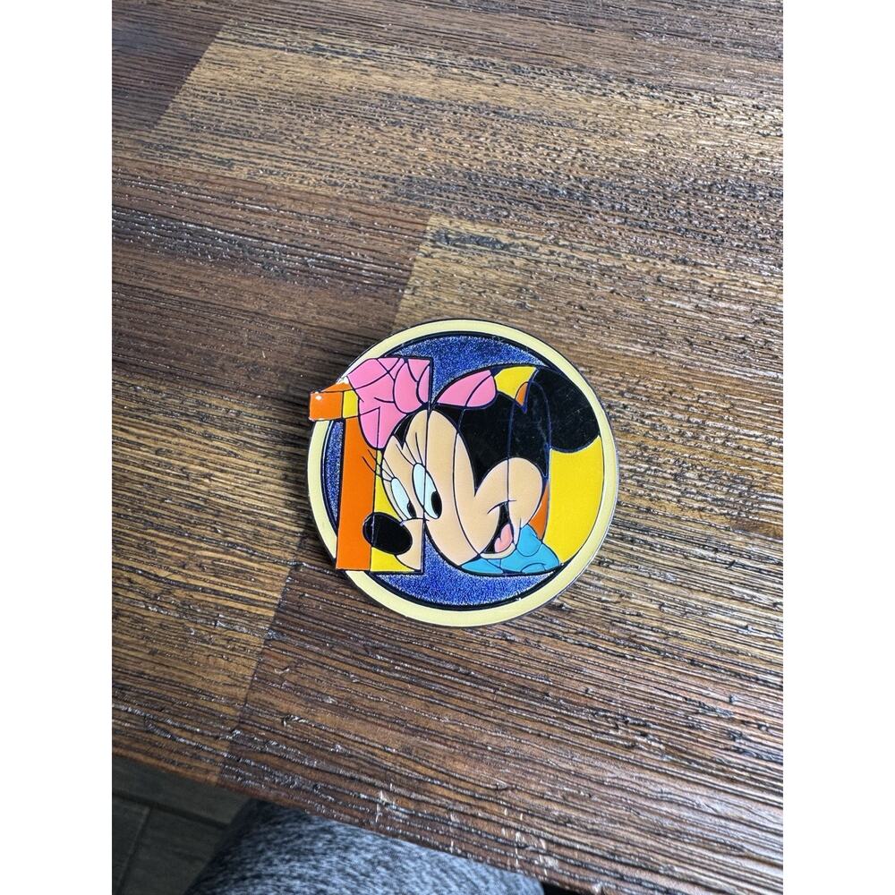 Disney Parks 10 Years Pin Trading Set of 5 Mystery Limited Release 2010 - Picture 6 of 8